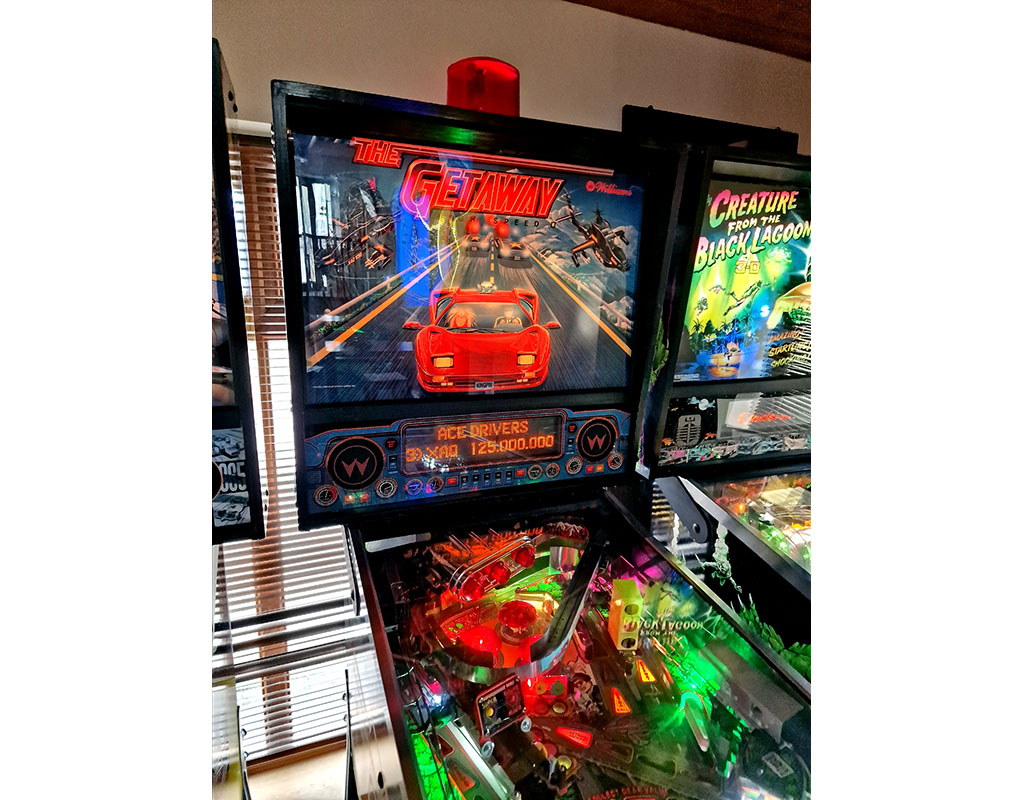 The getaway pinball machine